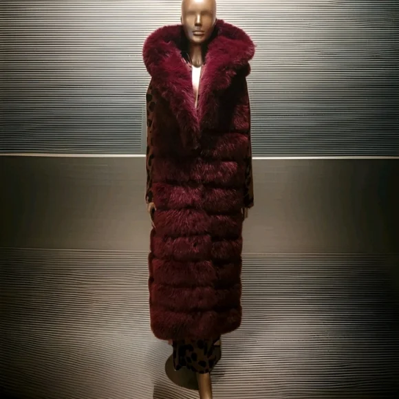 SOLD NWT Luxurious Burgandy Faux Fur Long Hooded Vest Sz M - Picture 6 of 16